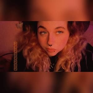 Meet your Posher, Airiana